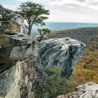 This North Carolina State Park Hides a Rock Formation Carved by Wind Over Millions of Years