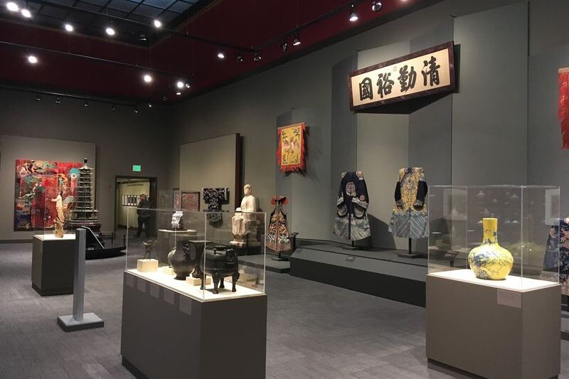 This Free Oregon Art Museum Hides A Standout Asian Art Collection Most Visitors Never Expect To Find