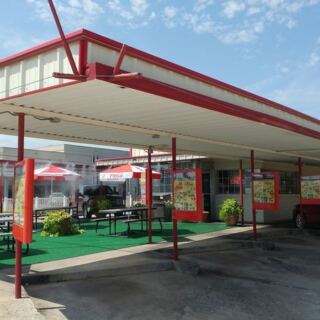 This Norman Favorite Is a Genuine 1950s Carhop Drive-In Locals Have Loved for Decades