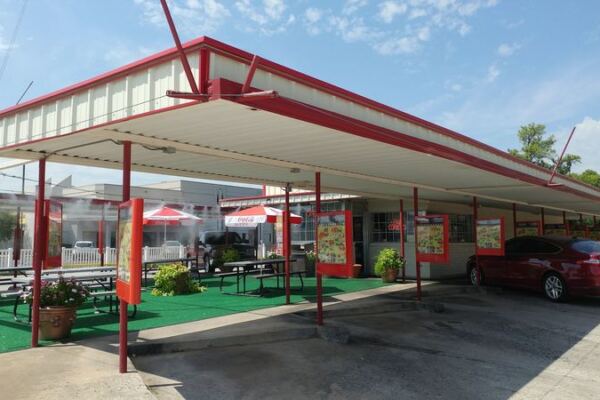 This Norman Favorite Is a Genuine 1950s Carhop Drive-In Locals Have Loved for Decades
