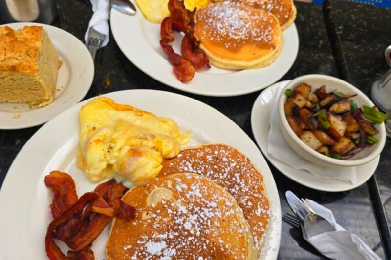 This Cozy Philadelphia Diner Draws Weekend Crowds With Creative Breakfasts and Homemade Biscuits