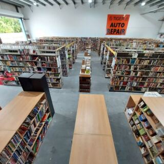 This Florida Bookstore Moves 20,000 Pounds of Books Every Single Week
