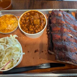 Regulars Drive Across Illinois For This Family Smokehouse’s Slow-Cooked Brisket And Ribs