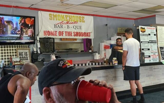 You Can Always Spot The Smoke Before You Spot This Easy-To-Miss Illinois Pulled Pork Joint