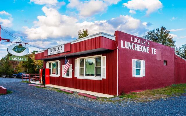 The Tiny New Jersey Diner Where Locals Treat Breakfast Like A Statewide Debate