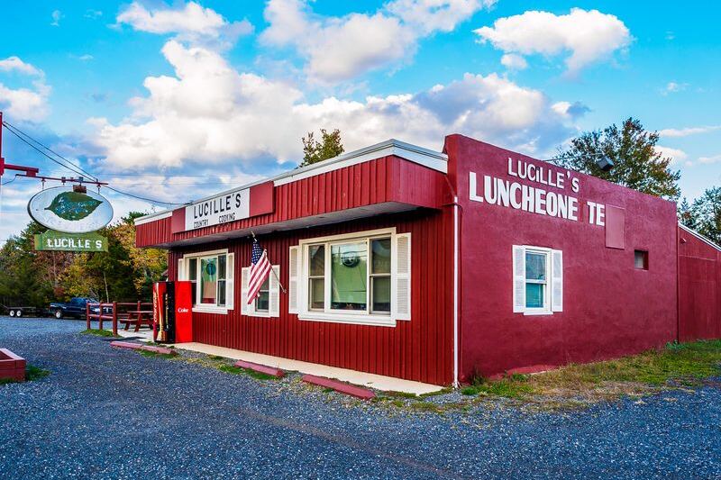 The Tiny New Jersey Diner Where Locals Treat Breakfast Like A Statewide Debate