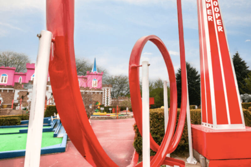 This Illinois Mini-Golf Course Has a Roller Coaster Just for Your Golf Ball
