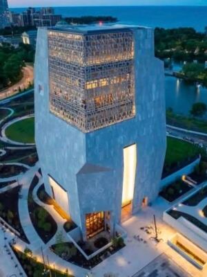This Brand-New Presidential Museum In Illinois Is Already Pulling In Crowds From Everywhere
