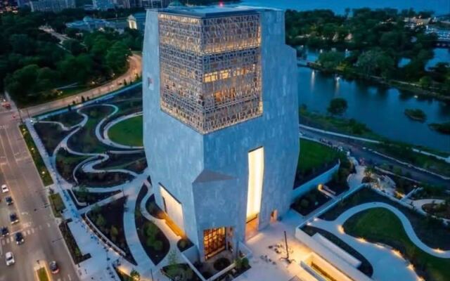 This Brand-New Presidential Museum In Illinois Is Already Pulling In Crowds From Everywhere