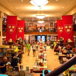 15 Oldest Bookstores in America Still Selling Books