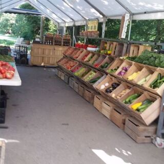 This Roadside Maryland Farm Market Draws Food Lovers For Just-Picked Peaches, Sweet Corn, And Shelves Of Local Jams