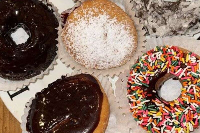 10 Classic Massachusetts Spots Turning Out Fresh Donuts Worth Getting Out of Bed For