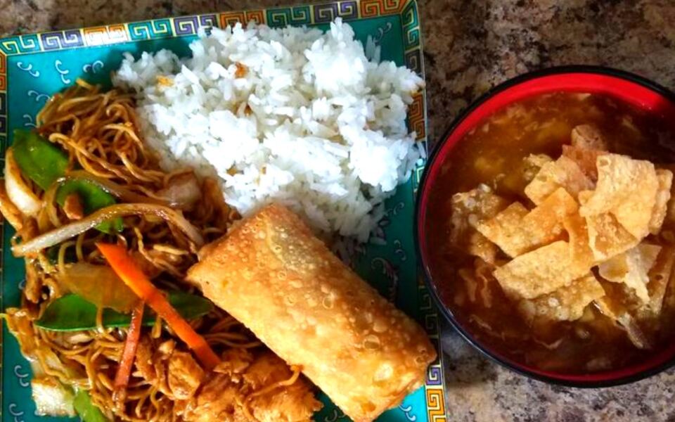 The Flint Takeout Spot Families Have Loved for Years – Known for Big Portions and Comforting Soups