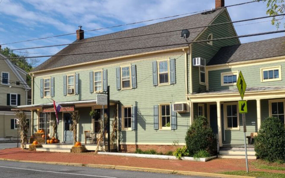 This New Jersey General Store Starts With Breakfast Sandwiches, Then Turns Into A Small-Town Errand Stop