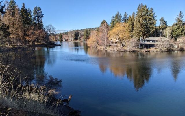 This Tiny Oregon Town Packs More Restaurants Per Block Than Most Cities And Almost No One Knows
