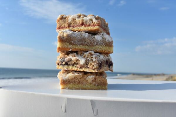 Mueller’s Bakery In Bay Head Sends Locals Home With Crumb Cake By The Box