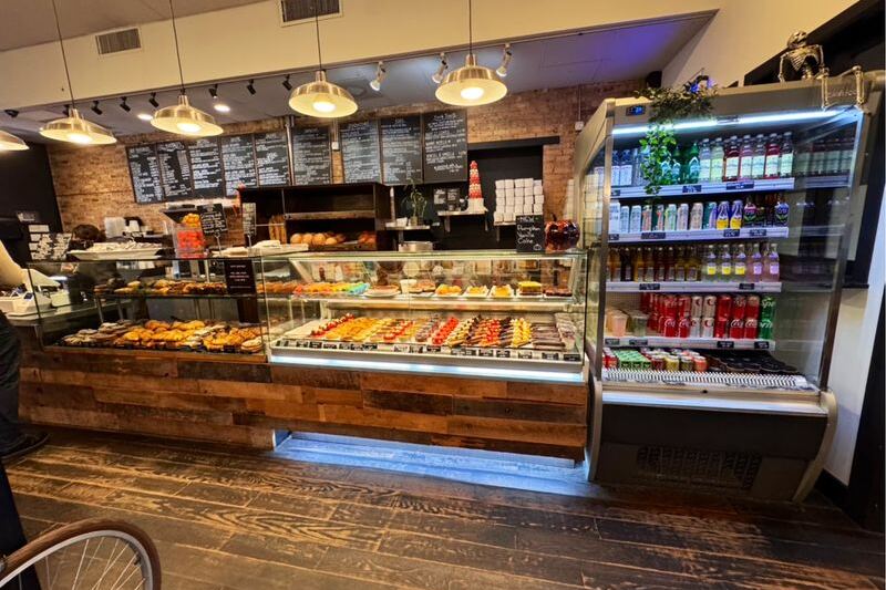 This French Patisserie In Illinois Makes You Feel Like You’ve Wandered Into A Corner Of Paris
