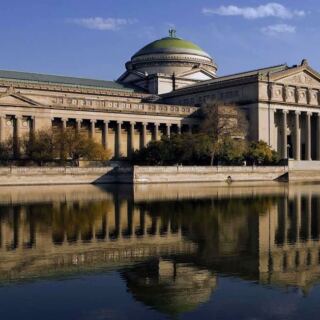 This Lakefront Illinois Museum Makes A Surprisingly Perfect Fall Weekend Plan