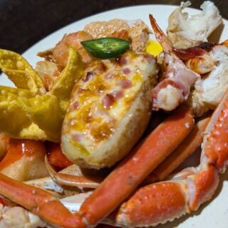 This Arizona Seafood Buffet Keeps the Crab Legs and Sushi Fresh and Coming for Around $18 a Plate