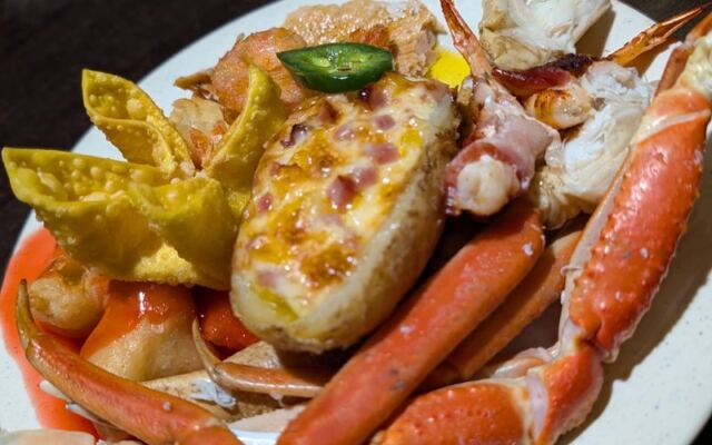 This Arizona Seafood Buffet Keeps the Crab Legs and Sushi Fresh and Coming for Around $18 a Plate