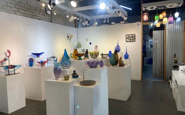 An Asheville Glass Studio Where Beginners Spend An Afternoon Turning Molten Glass Into A Keepsake To Take Home