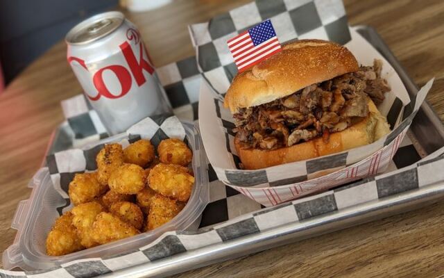 This Low-Key New Jersey BBQ Stop Makes Pulled Pork Sandwiches Worth a Long Valley Detour