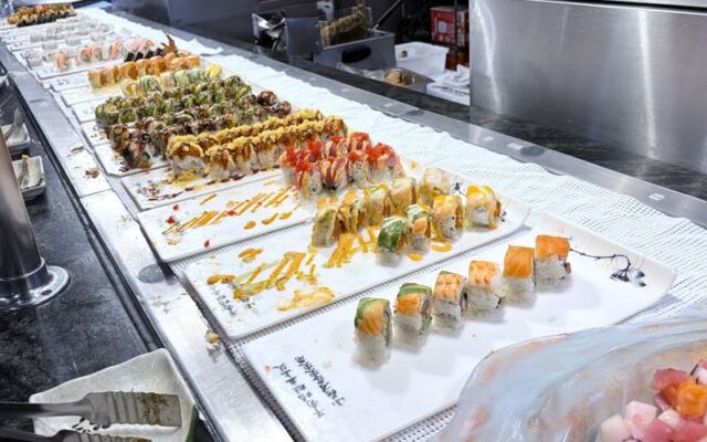 At This Colorado Buffet the Crab Legs Never Stop and the Sushi Bar Is Worth Every Penny