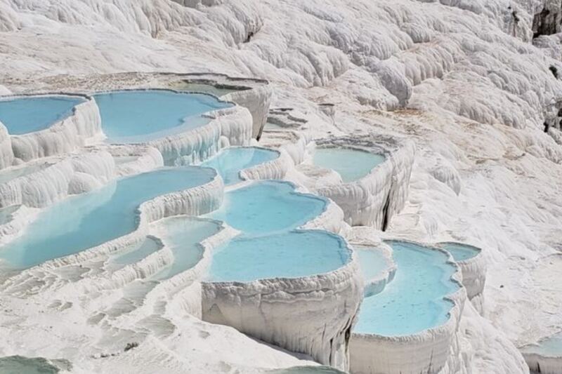 14 Natural Attractions That Look Like They Belong On Another Planet