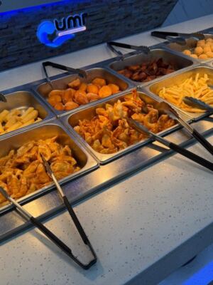 At This Houston Seafood Buffet the Snow Crab Legs and Lobster Get Restocked Before the Trays Ever Empty