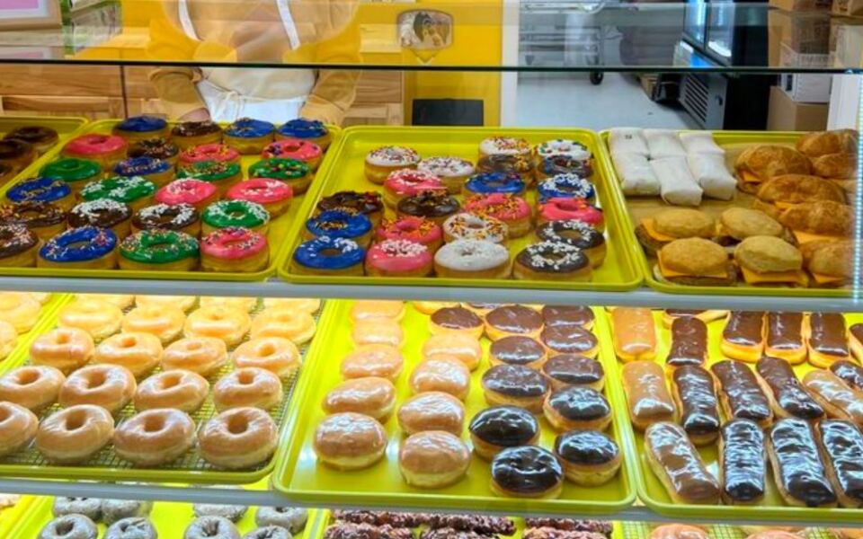 15 Arkansas Donut Shops Worth Waking Up Early For