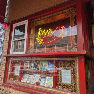 This Tiny Athens, Ohio Counter Serves Hot Dogs So Good People Drive Two Hours To Line Up