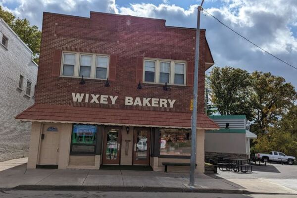 A Toledo Bakery Called Wixey Has Been Boxing Up Its Buttery Pastries Since The 1920s