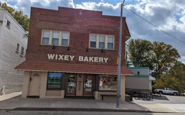 A Toledo Bakery Called Wixey Has Been Boxing Up Its Buttery Pastries Since The 1920s