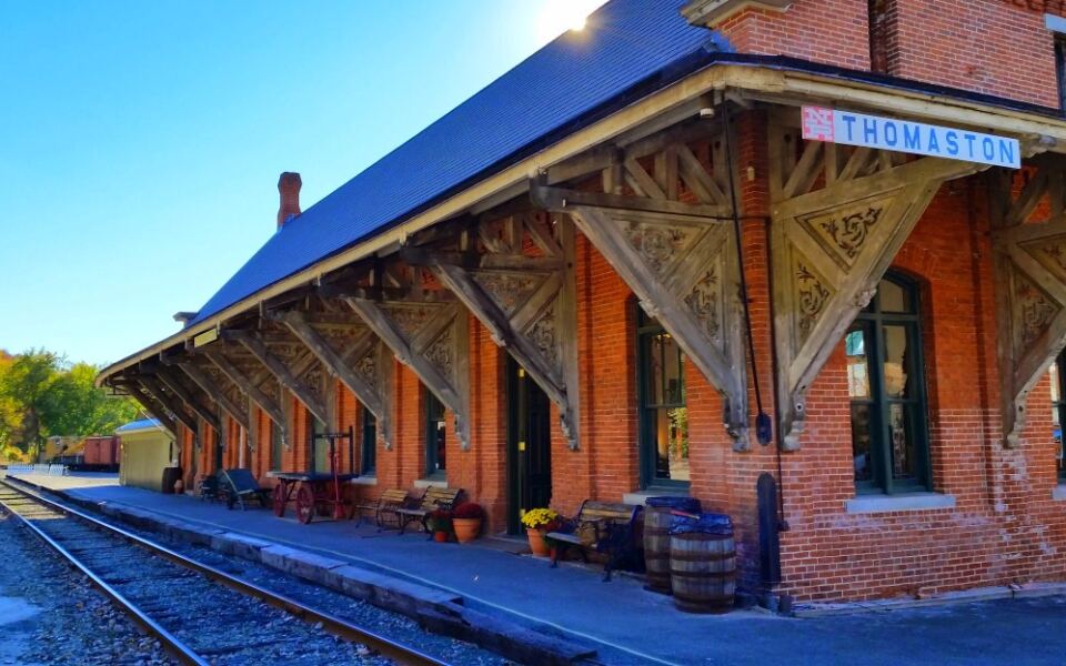 15 Oldest Railroad Stations in America You Can Still Visit