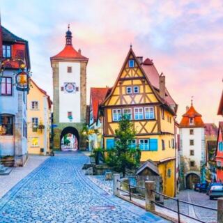 15 Small Towns Built for Walking, Not Driving