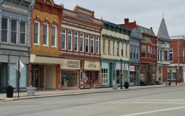 This Little Ohio Town Keeps Rent Under $600 And Nobody’s In Any Rush To Leave