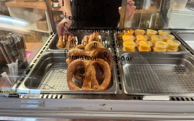 Hand-Rolled Pretzels At This Amish Country Shop In Ohio Make Walking Past Impossible
