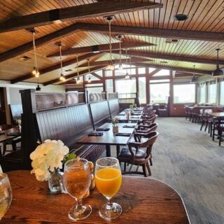 These 11 Oregon Waterfront Restaurants Serve Views So Good the Drive Pays for Itself