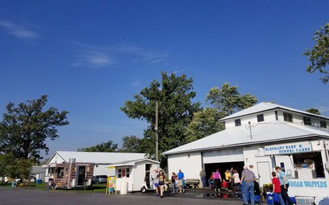 This Massive Ohio Bazaar Hides Countless Treasures You Won’t Find In Any Ordinary Store