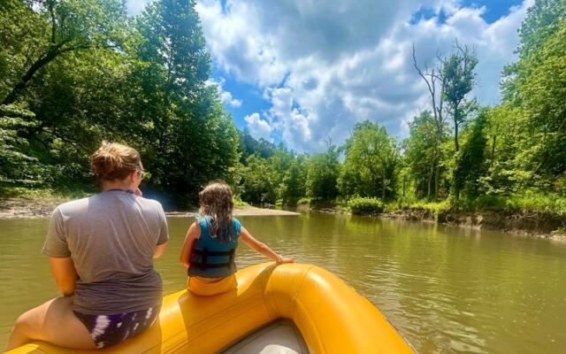 Paddle The Mohican River Through Fall Color With Mohican Adventures In Loudonville, Ohio