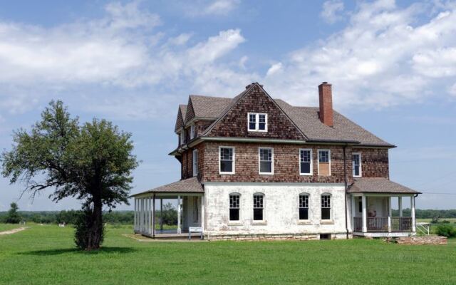 This Weathered Oklahoma Frontier Fort Still Holds Ghost Stories Locals Whisper About Today