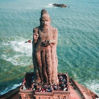 15 Famous Statues and Unique Sculptures in India