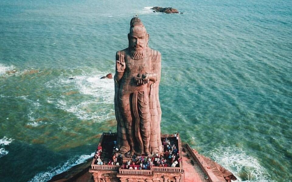 15 Famous Statues and Unique Sculptures in India
