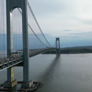 This New York Bridge Dares Drivers Onto a Windswept Upper Deck High Above the Harbor