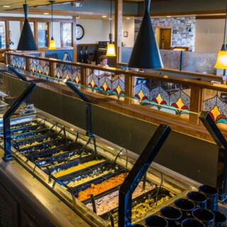 This Minnesota Restaurant Has Homemade Pies And An Old-School Salad Bar