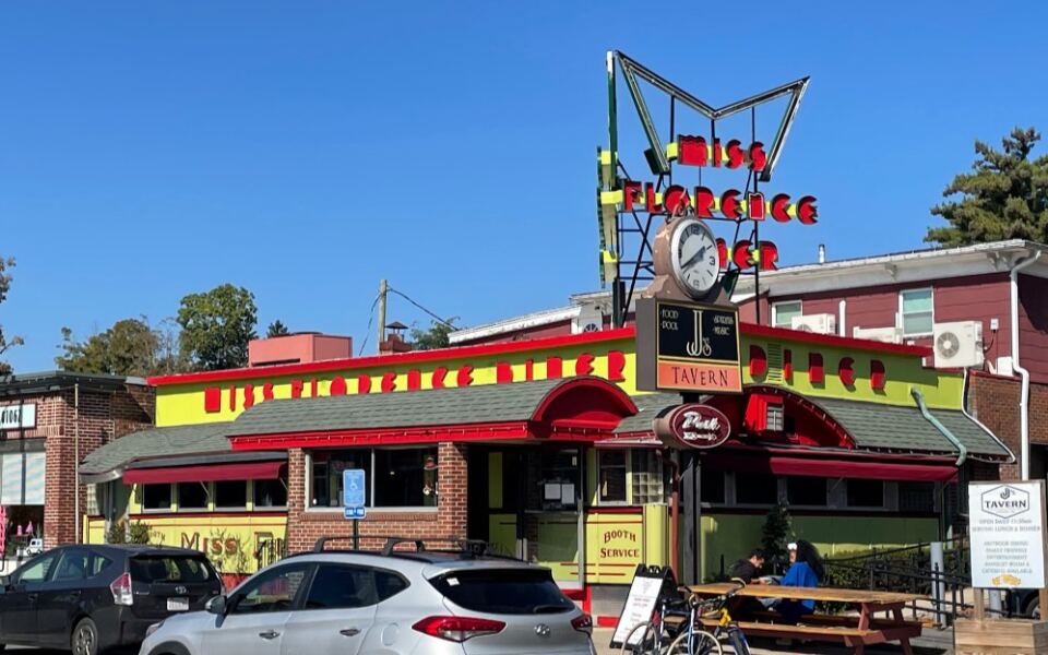 This Northampton Diner Griddles Its Buttermilk Pancakes on a Counter Unchanged Since the 1940s