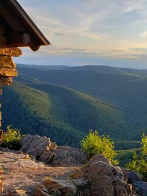 13 West Virginia Picnic Spots With Mountain Views