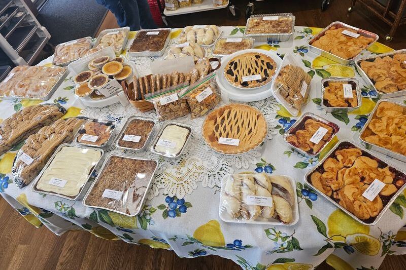 Locals Quietly Drive Out to This Oregon Mennonite Market for Crusty Sourdough and Marionberry Pie