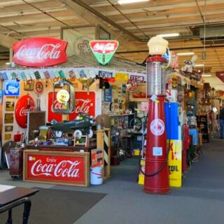 14 Places Where Collectors Hunt for Vintage Advertising Signs