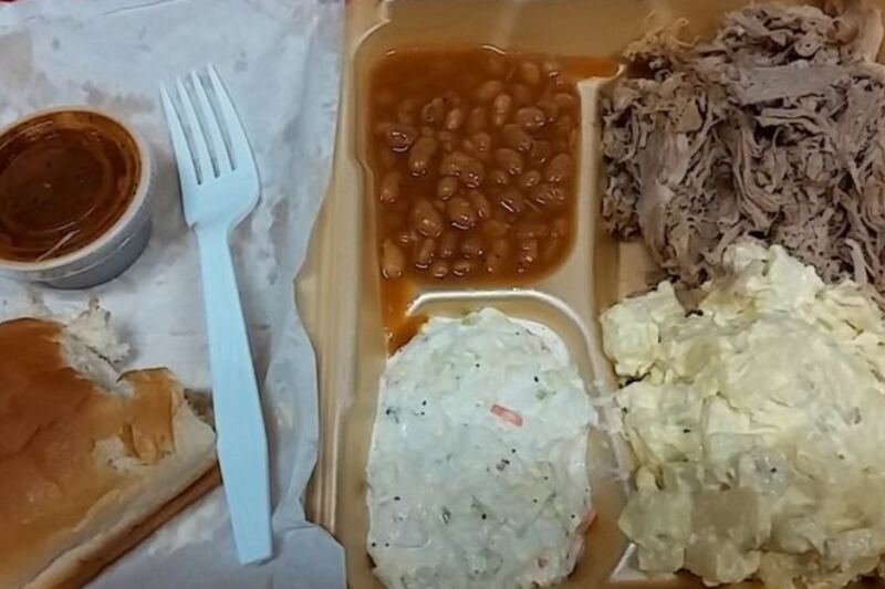 This Legendary Tennessee BBQ Stop Draws Smoked-Meat Lovers Back for Flavor That Speaks for Itself